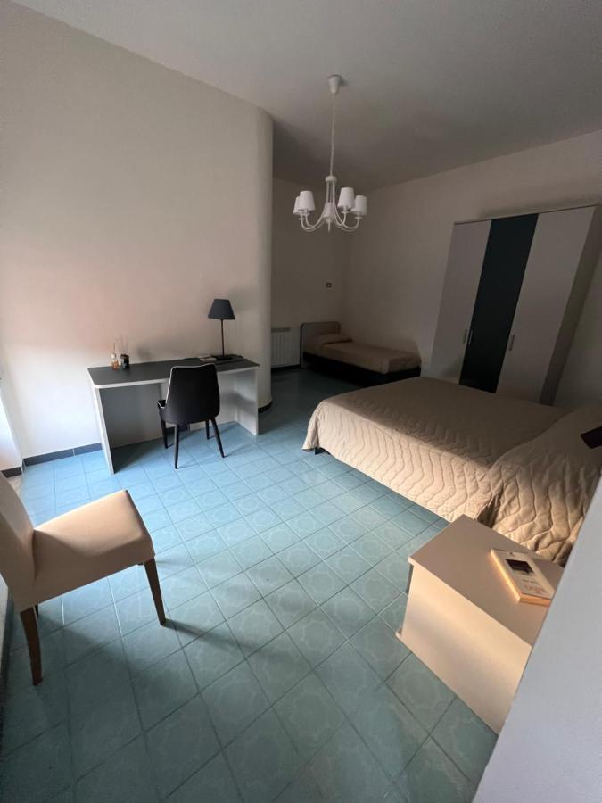 Atomos Bed & Breakfast Alvignano Bagian luar foto