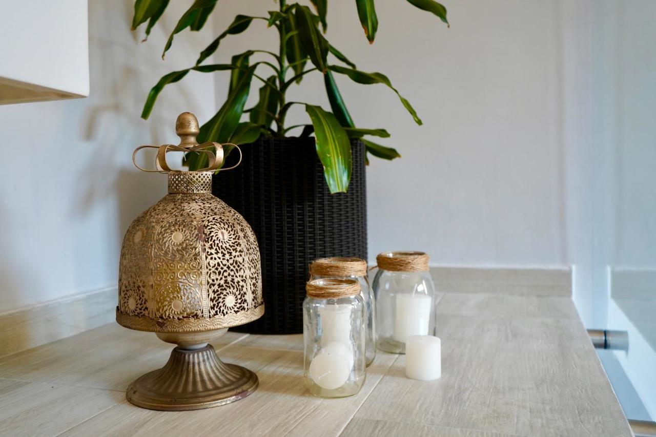 Atomos Bed & Breakfast Alvignano Bagian luar foto