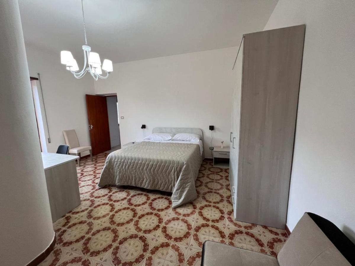 Atomos Bed & Breakfast Alvignano Bagian luar foto