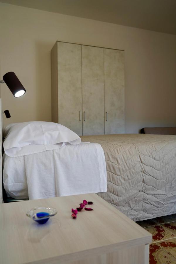 Atomos Bed & Breakfast Alvignano Bagian luar foto