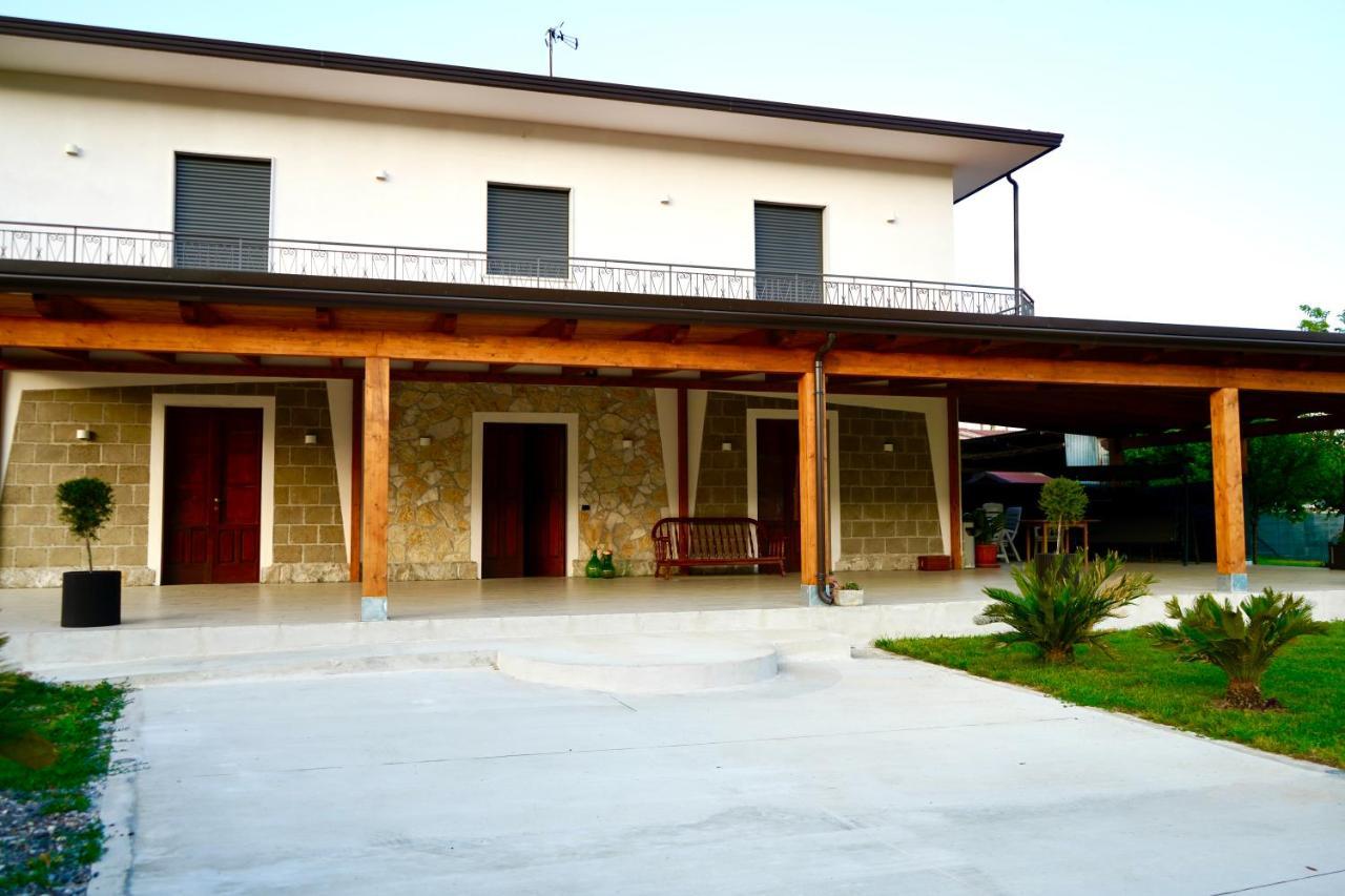 Atomos Bed & Breakfast Alvignano Bagian luar foto