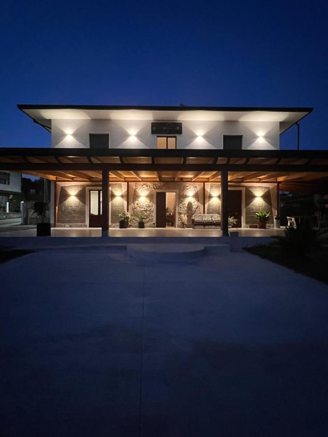 Atomos Bed & Breakfast Alvignano Bagian luar foto