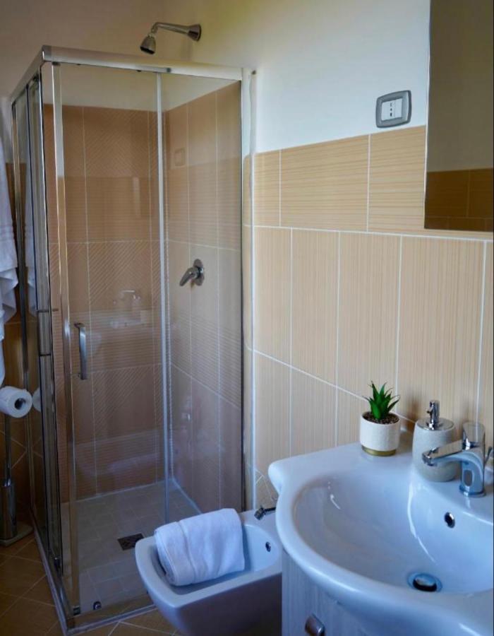Atomos Bed & Breakfast Alvignano Bagian luar foto