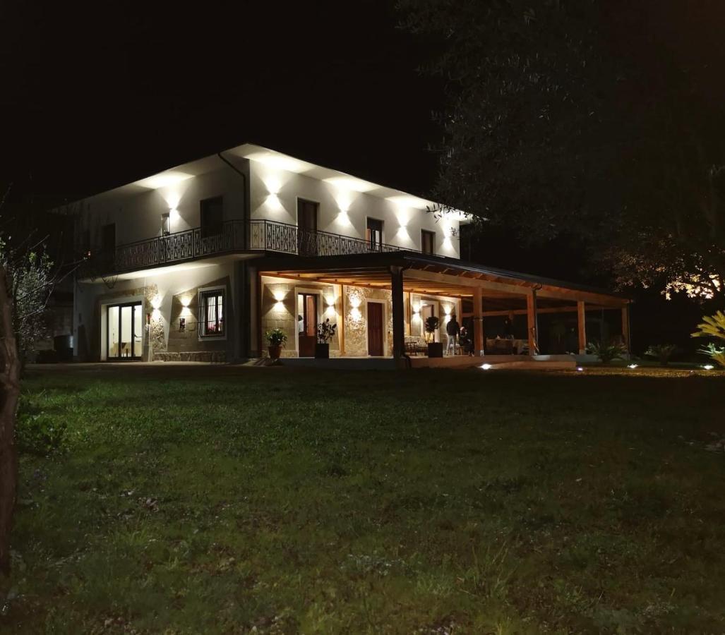 Atomos Bed & Breakfast Alvignano Bagian luar foto