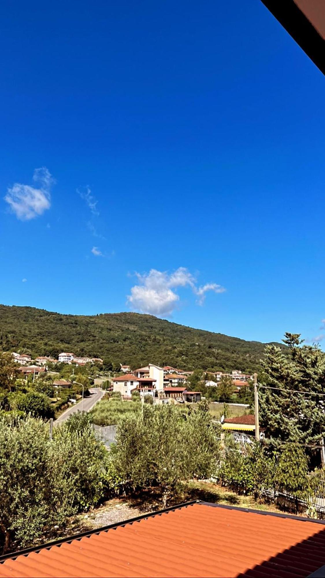 Atomos Bed & Breakfast Alvignano Bagian luar foto